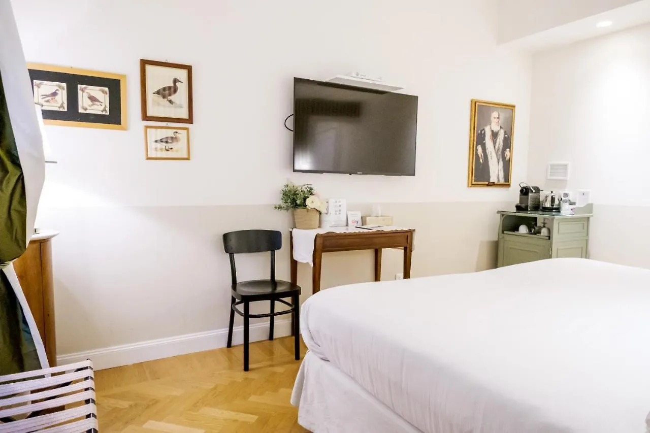 Relais Donna Lucrezia Guest House Rome 2*,
