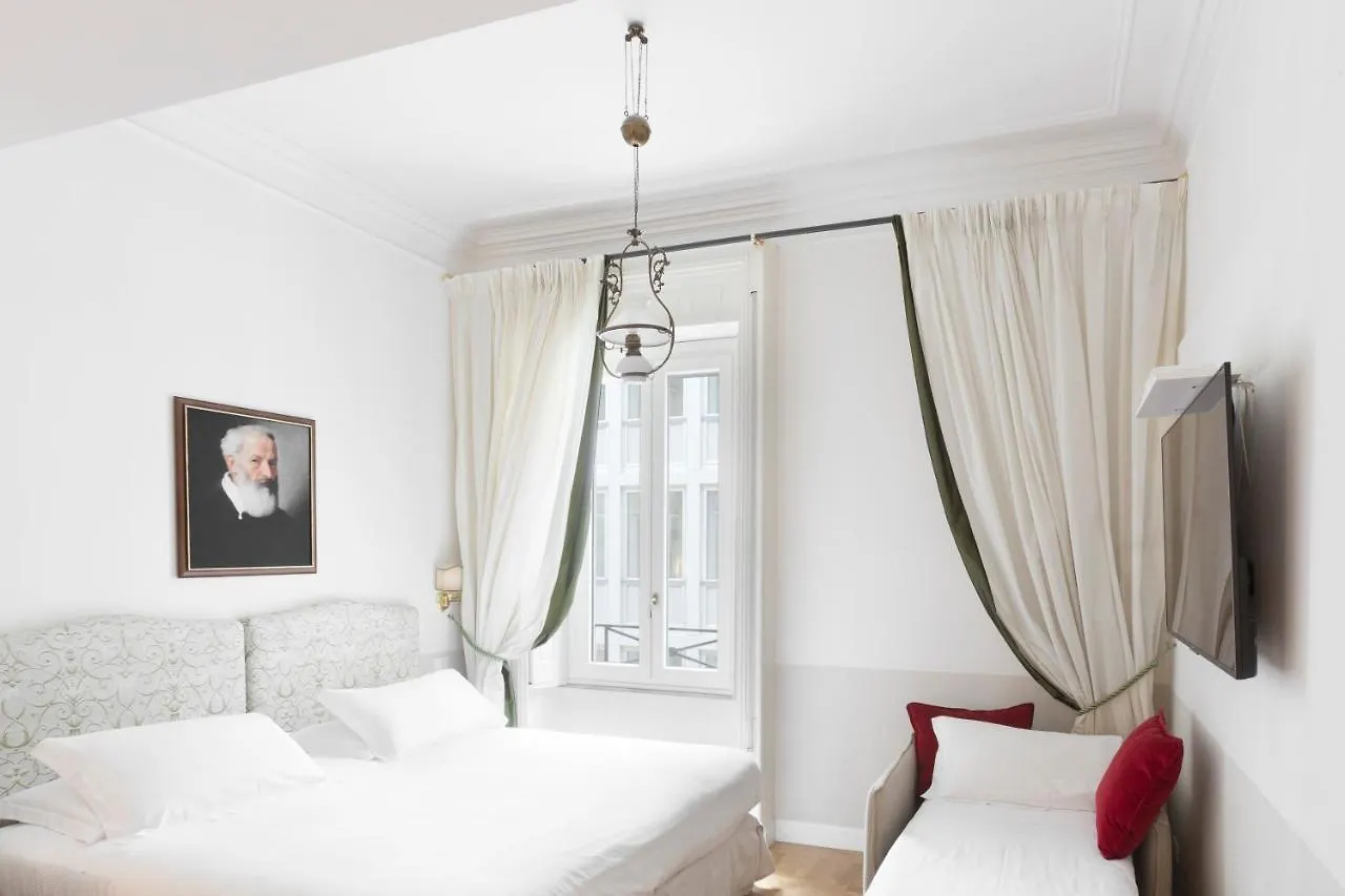 Relais Donna Lucrezia Guest House Rome Italy